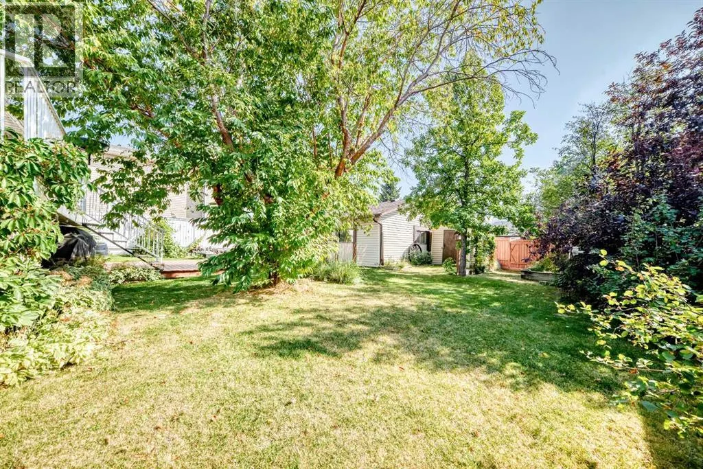108 Jensen Place NE