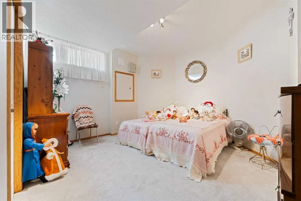 16 Arbour Estates View NW
