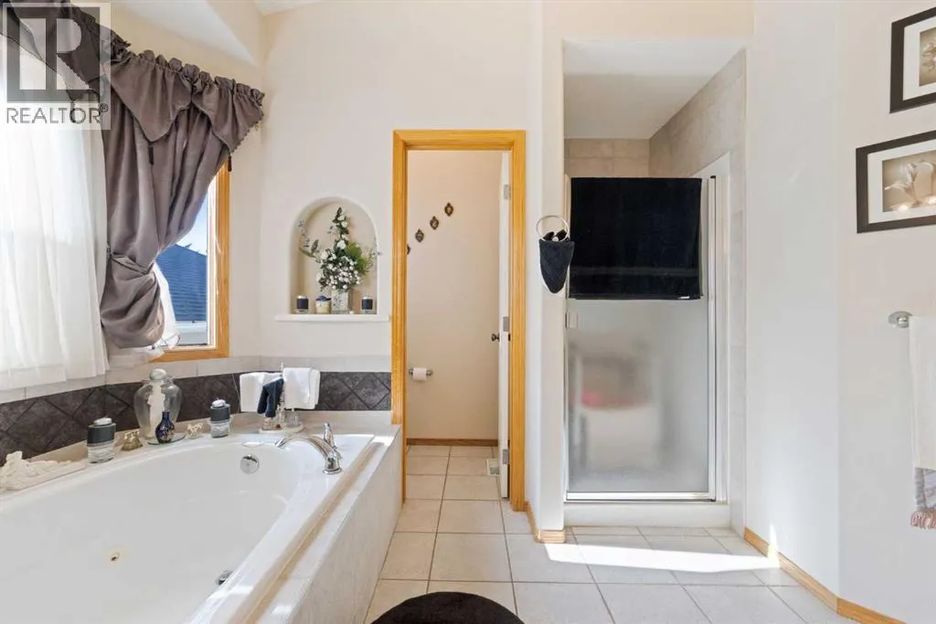 16 Arbour Estates View NW