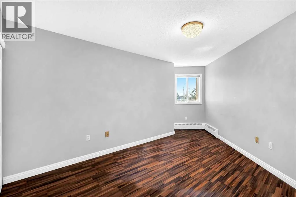 309, 10 Dover Point SE