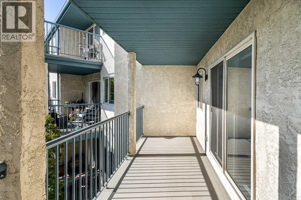 309, 10 Dover Point SE