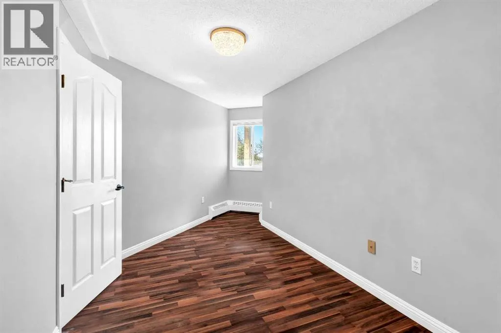 309, 10 Dover Point SE