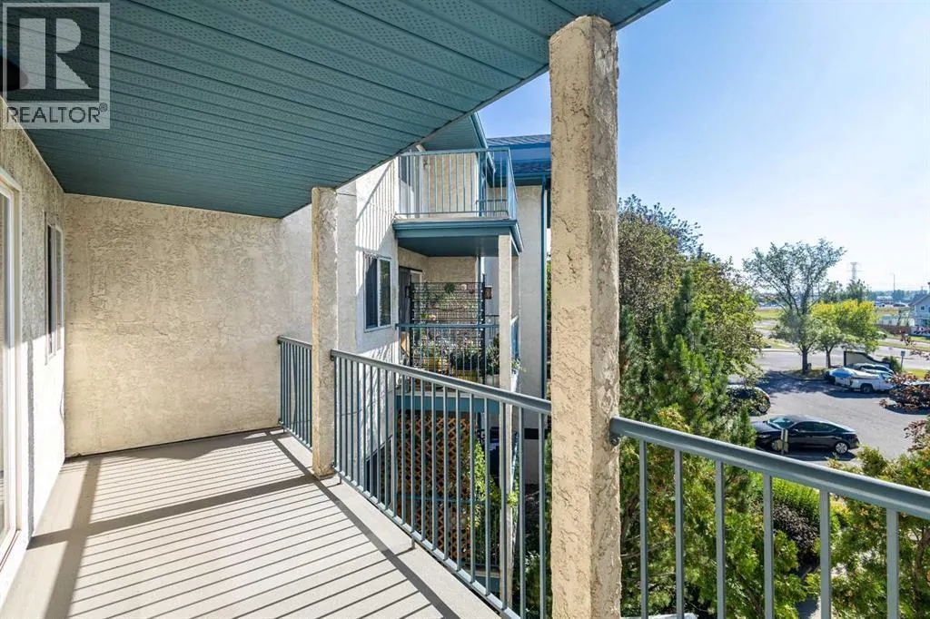 309, 10 Dover Point SE
