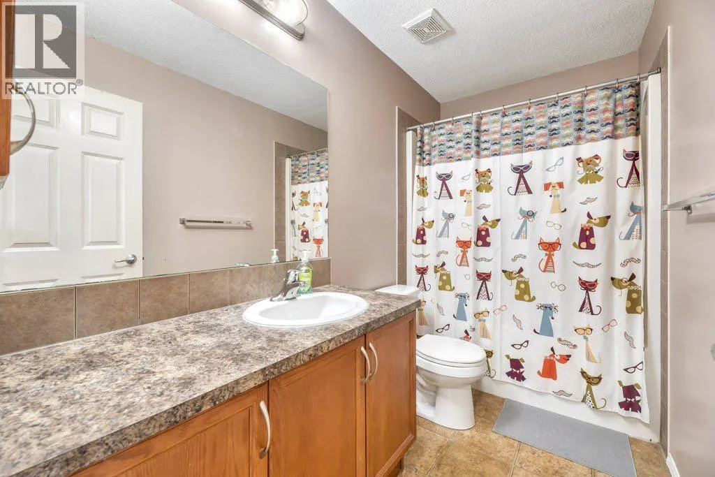 319 SADDLEBROOK  E