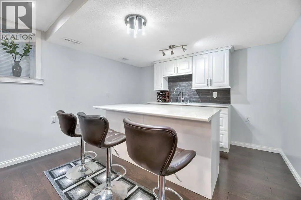 319 SADDLEBROOK  E