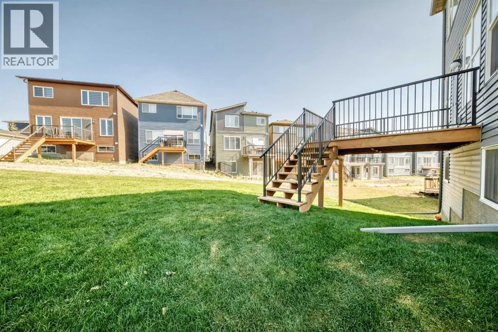 392 Carringvue Place NW
