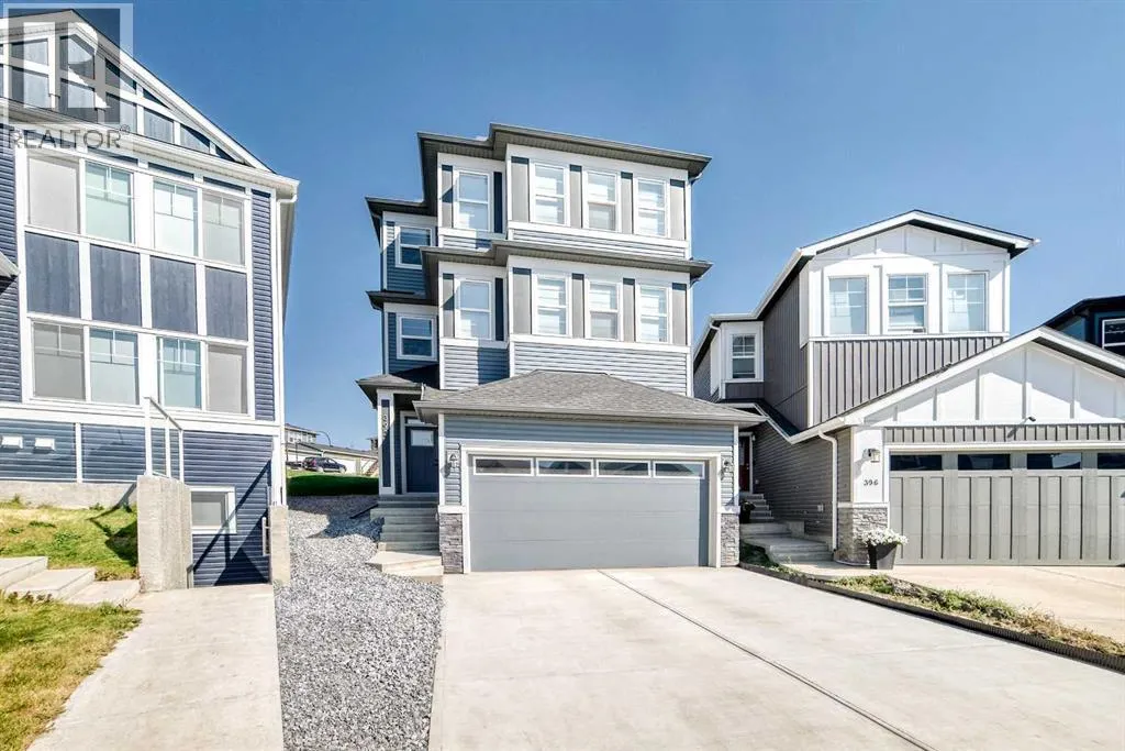 392 Carringvue Place NW