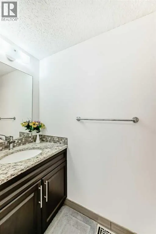 83 Castlebrook Way NE