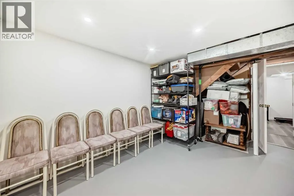83 Castlebrook Way NE