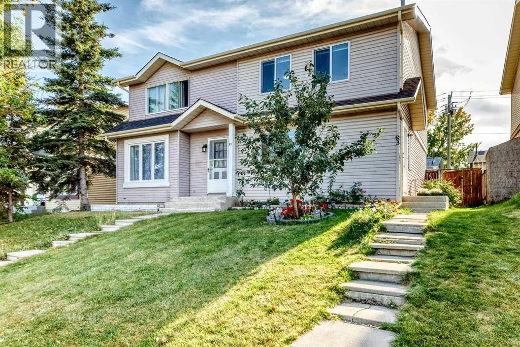 83 Castlebrook Way NE