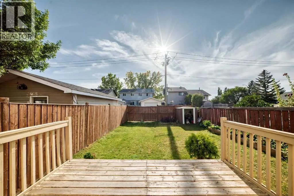 83 Castlebrook Way NE