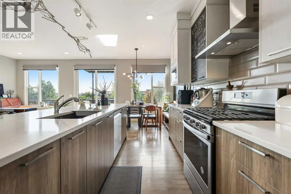 48 Seton Rise SE