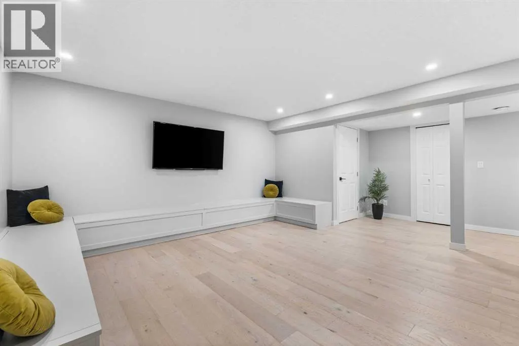 260 West Creek Circle