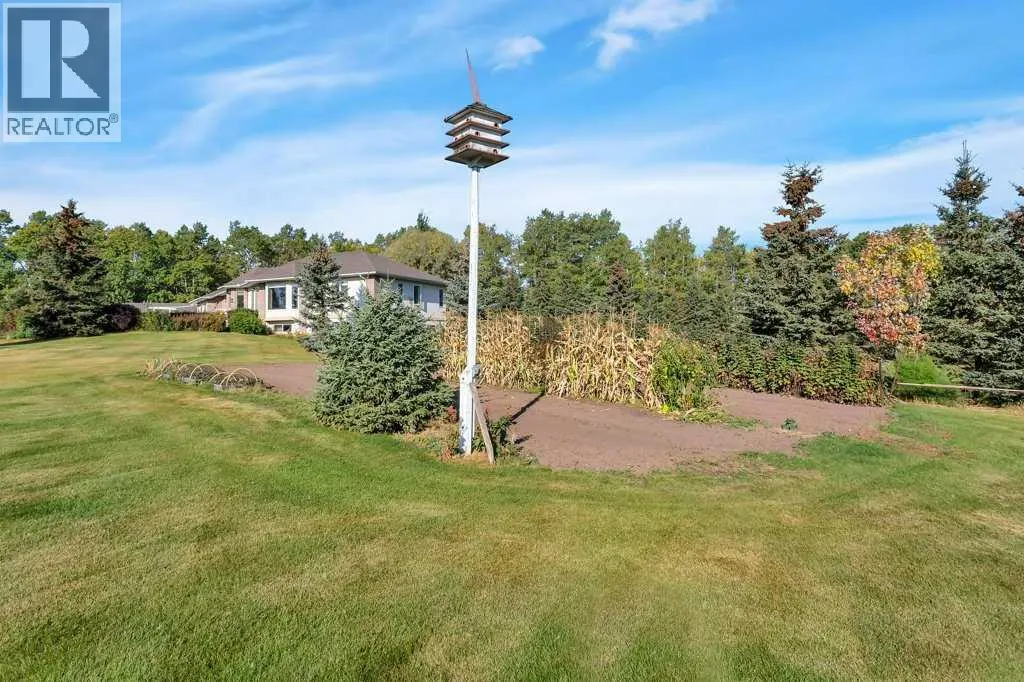 33016 Township Road 424A