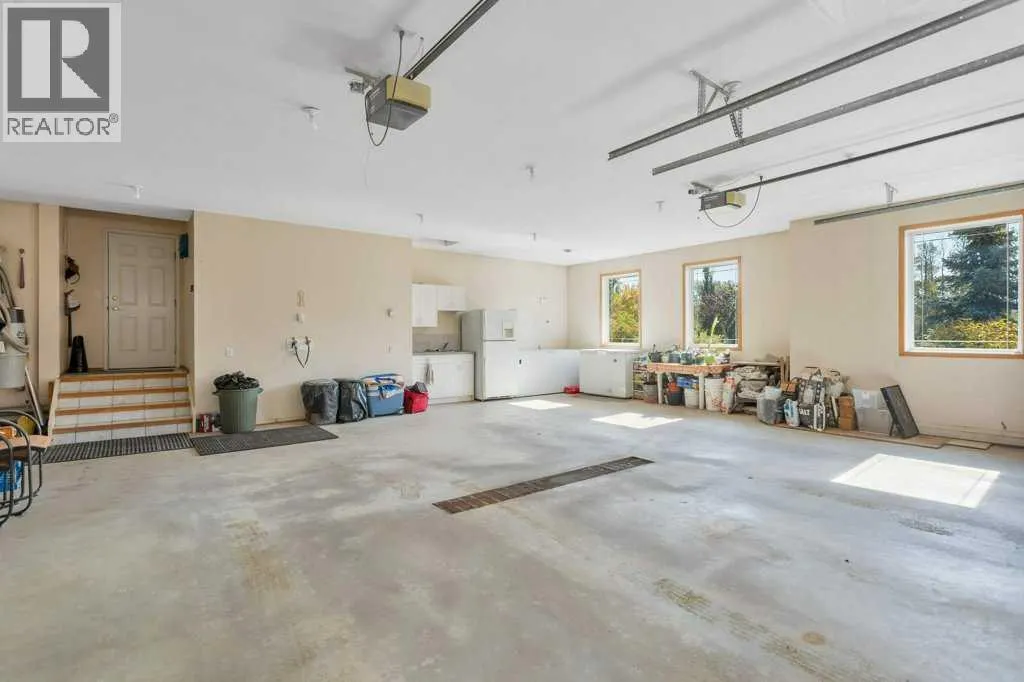 33016 Township Road 424A
