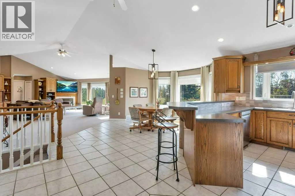 33016 Township Road 424A