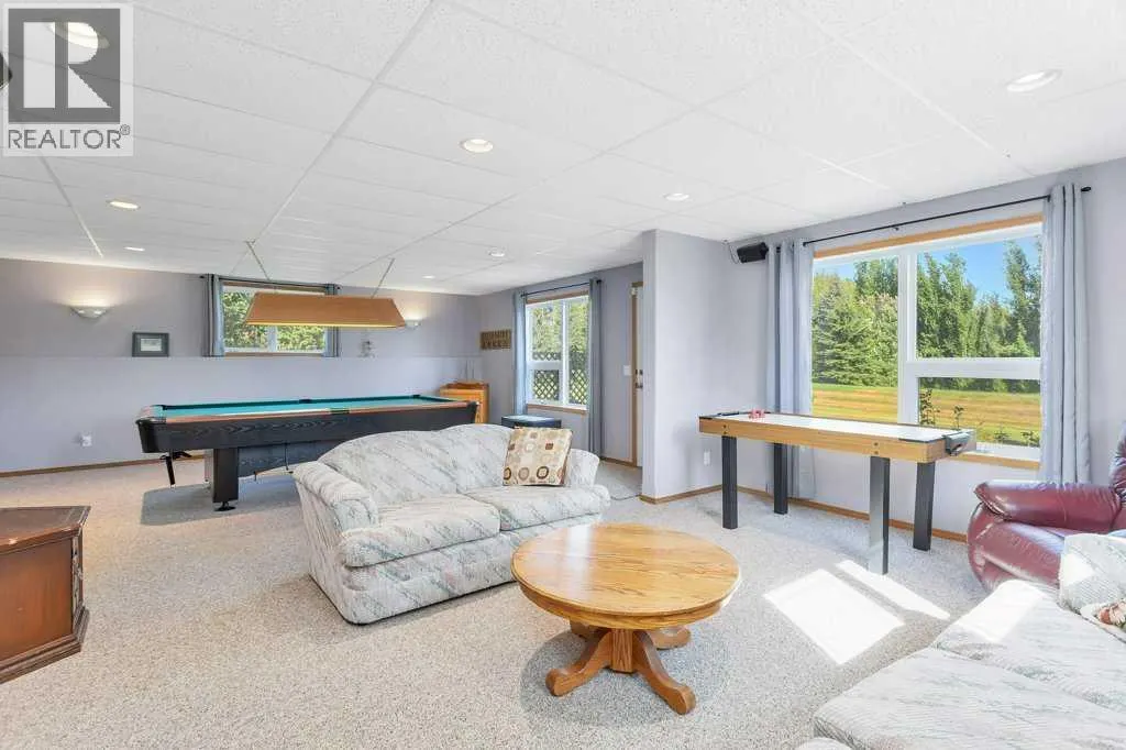 33016 Township Road 424A
