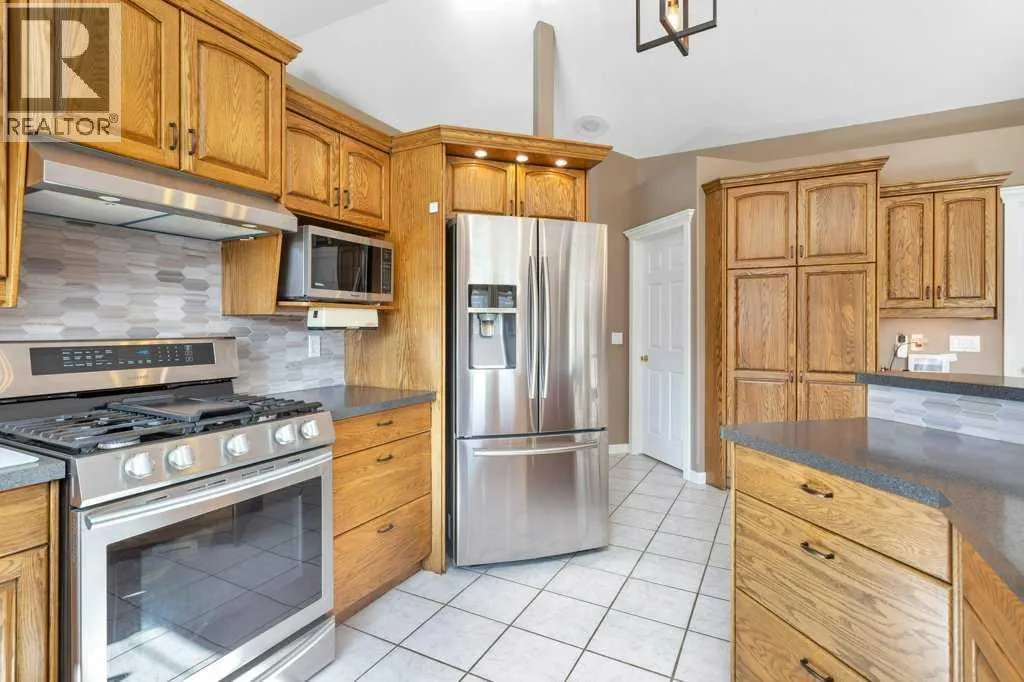33016 Township Road 424A