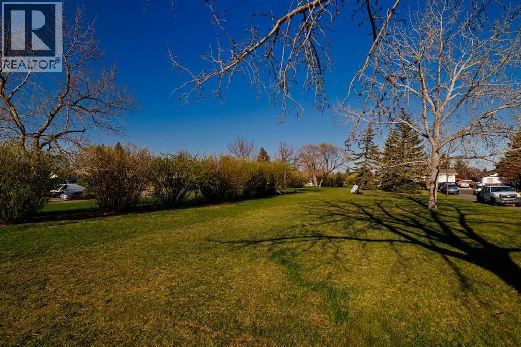 124 Whiteside Crescent NE