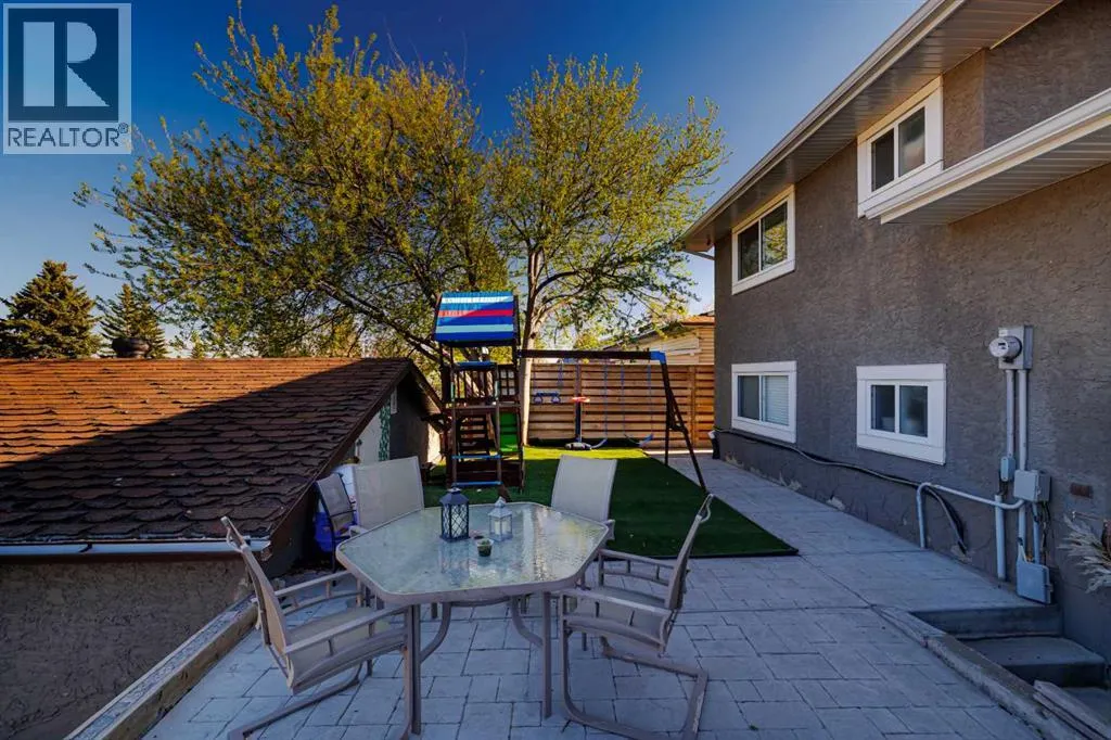 124 Whiteside Crescent NE