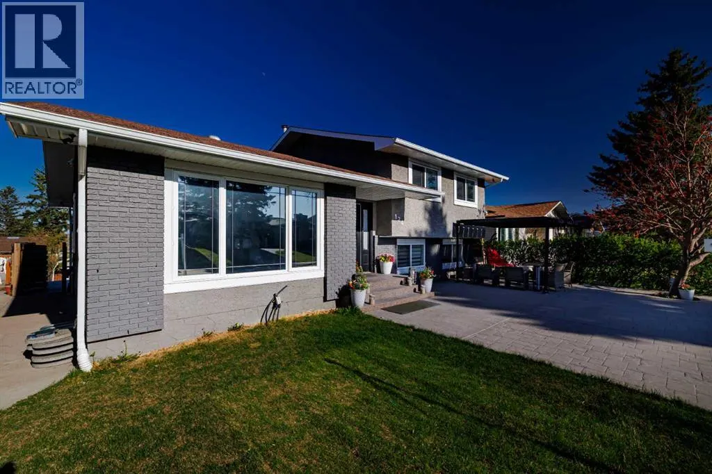 124 Whiteside Crescent NE