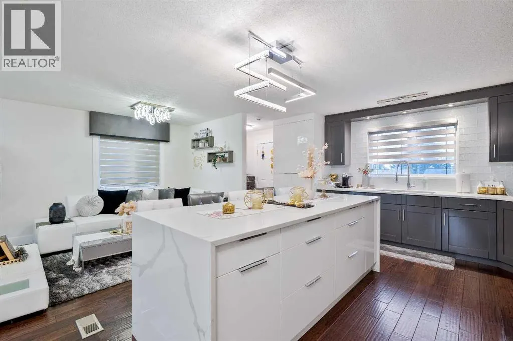 124 Whiteside Crescent NE