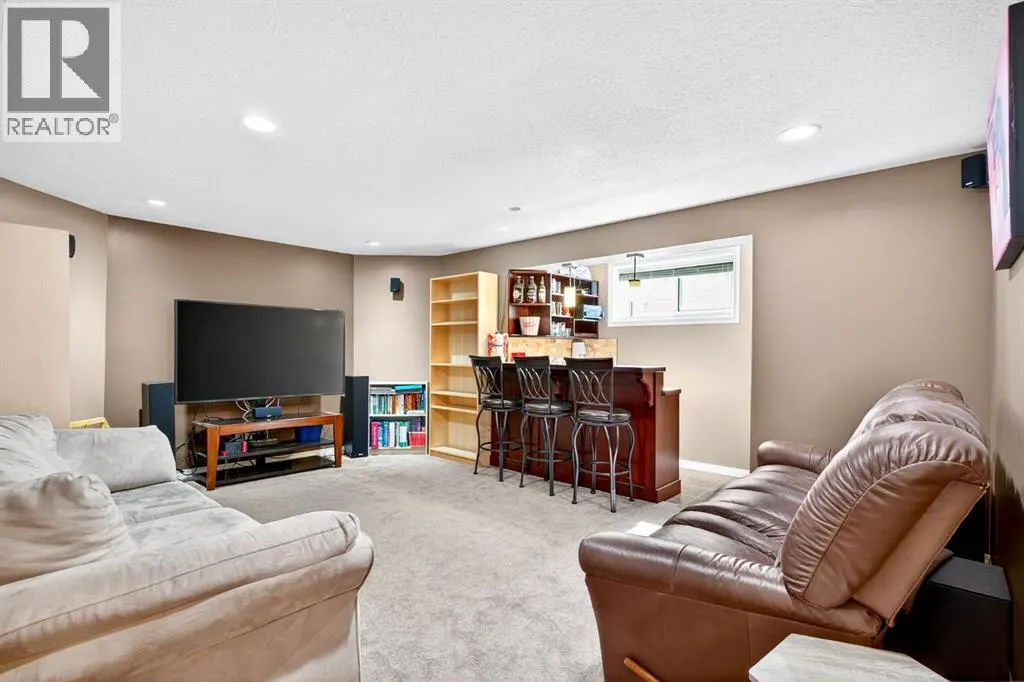118 Coopers Close SW