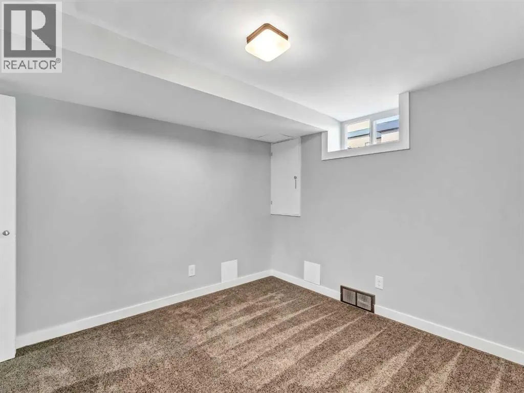 14 Finlay Court SW