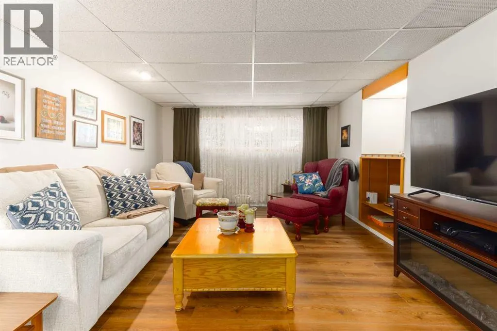 23 Whitlock Close NE
