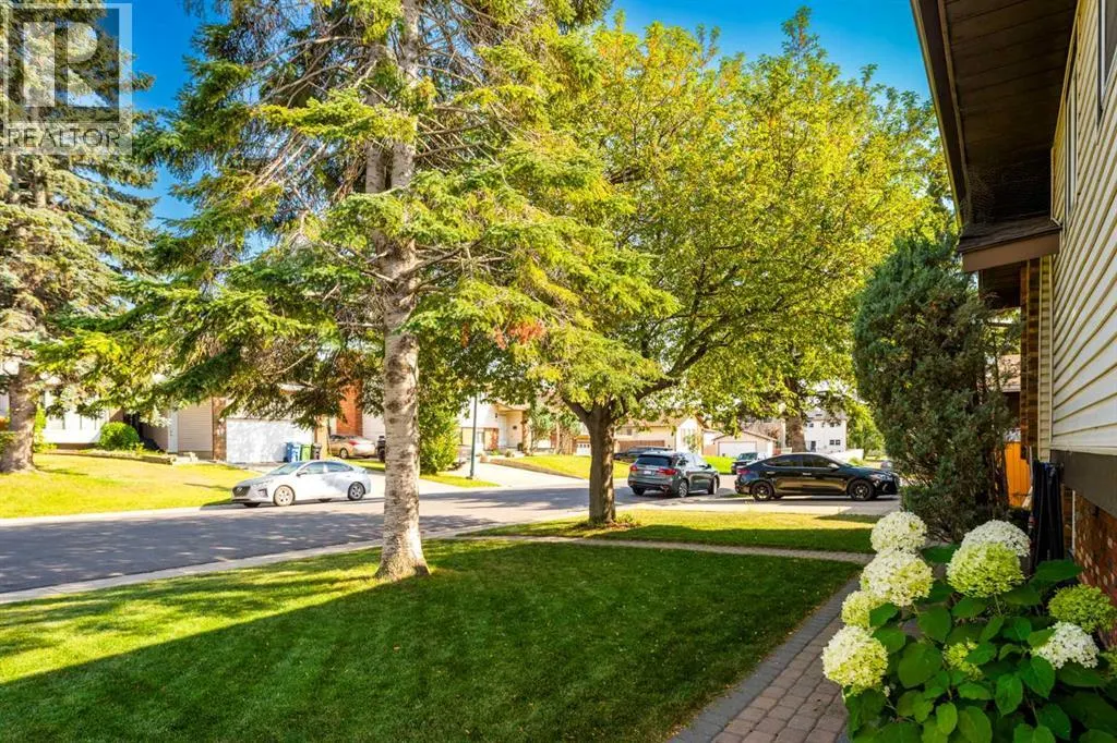 23 Whitlock Close NE
