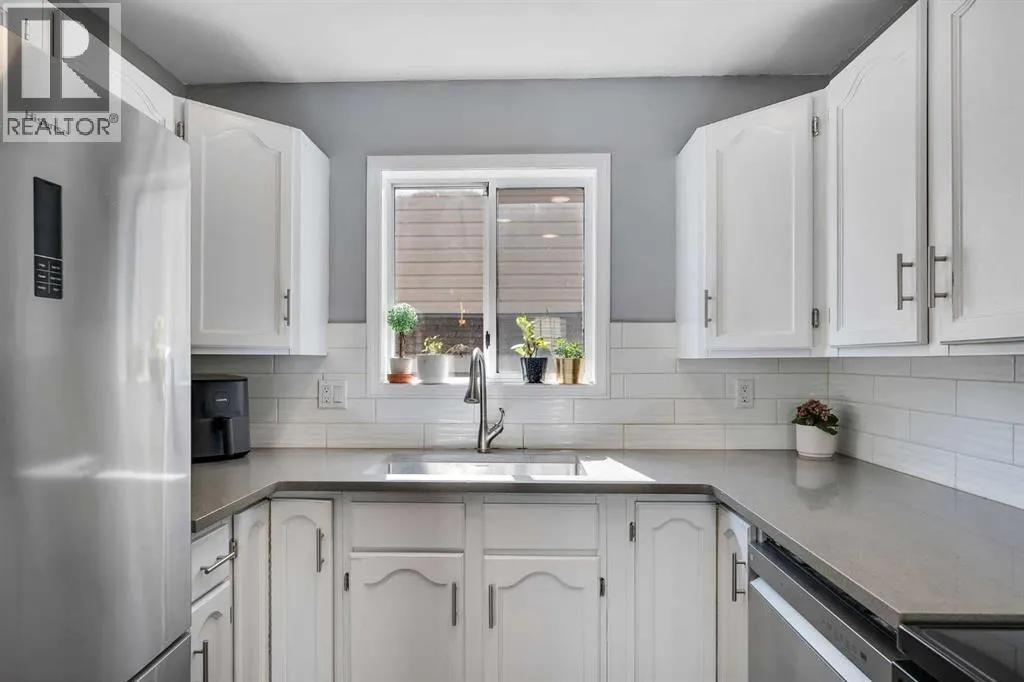 63 Erin Green Way SE