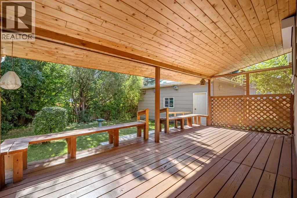 344 Parkland Way SE