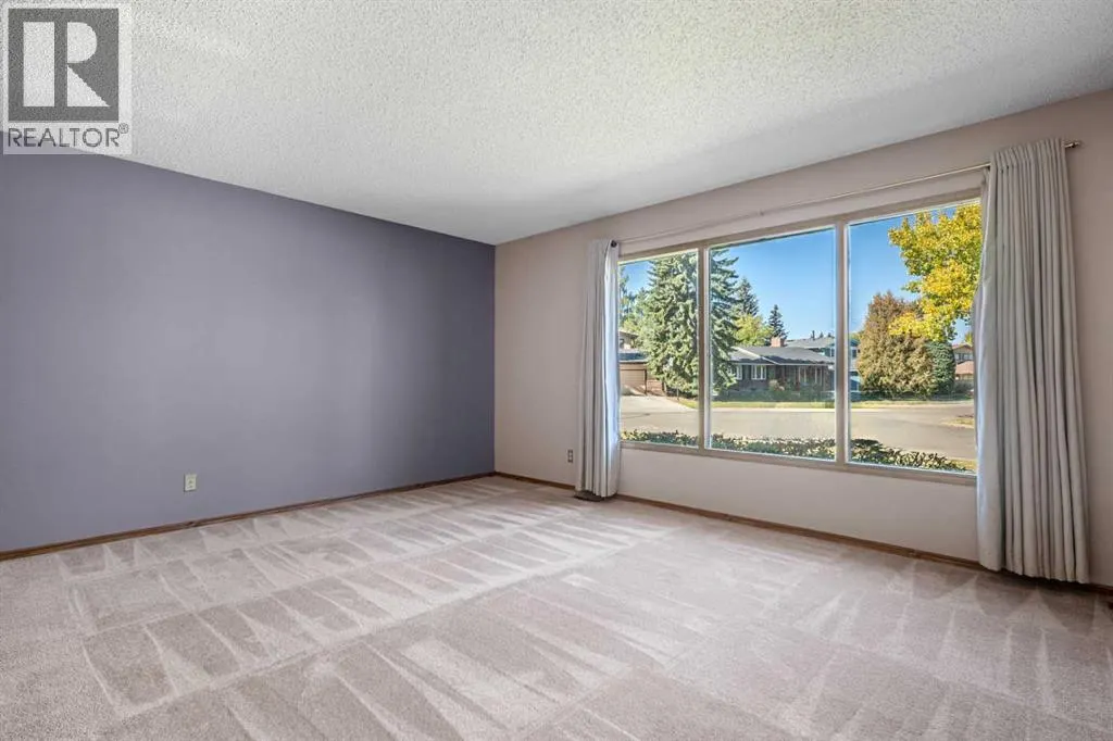 344 Parkland Way SE