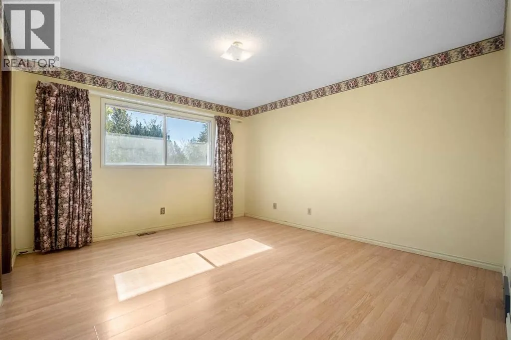 344 Parkland Way SE