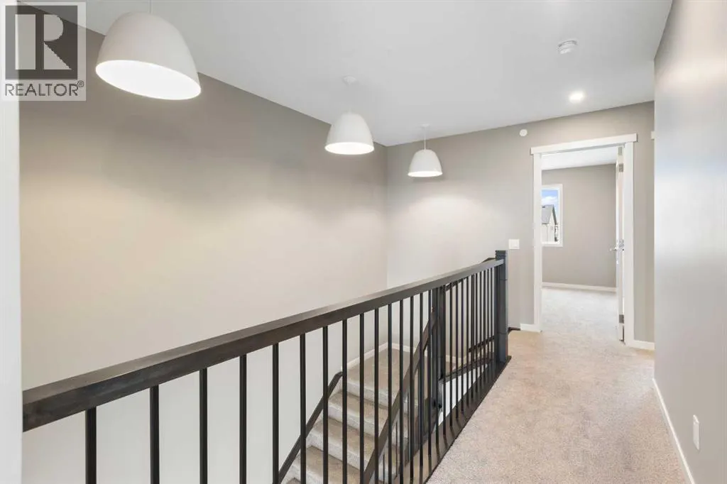 415 Hotchkiss Manor SE