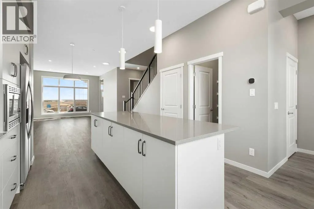 415 Hotchkiss Manor SE
