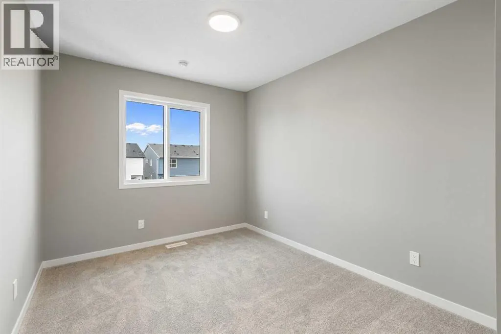 415 Hotchkiss Manor SE