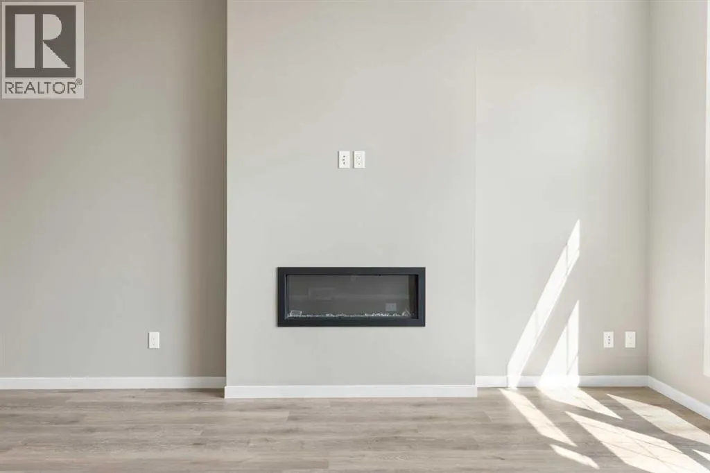415 Hotchkiss Manor SE