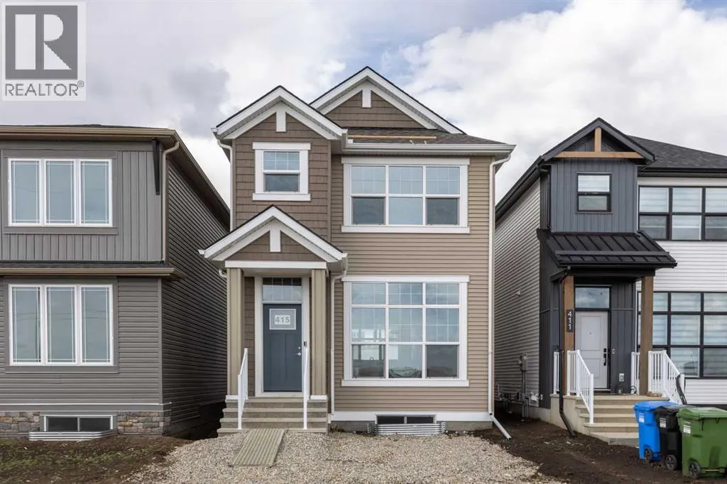 415 Hotchkiss Manor SE