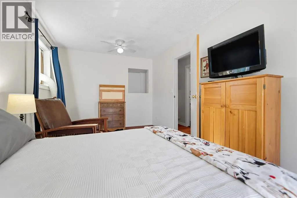 65 chappel Drive