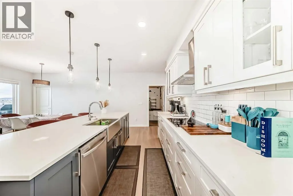 404, 100 Harvest Hills Place NE