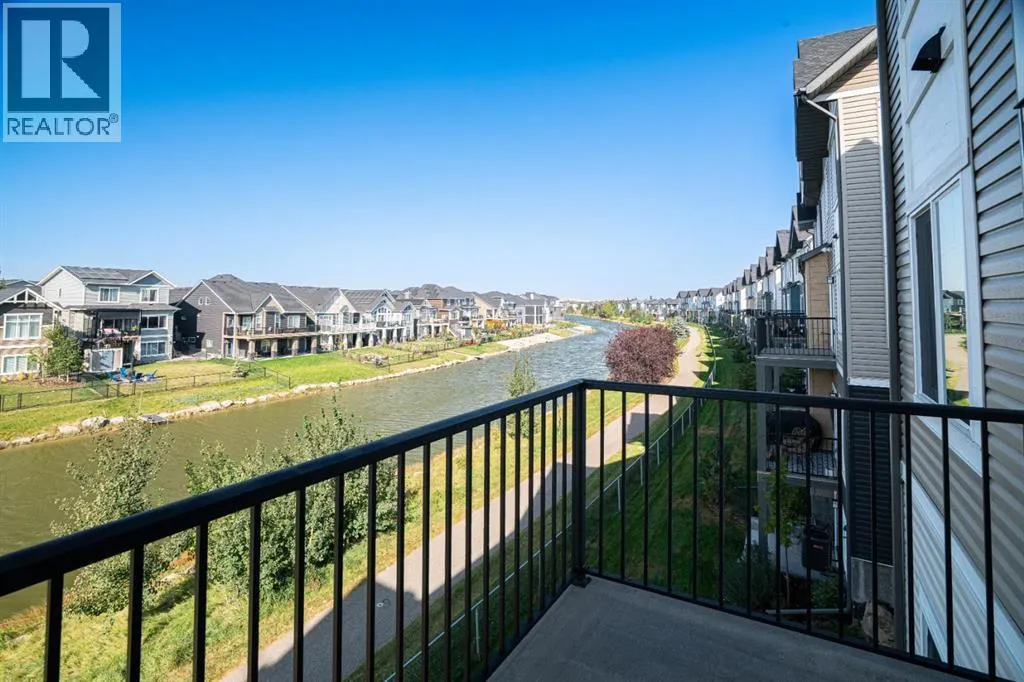 358 Canals Crossing SW
