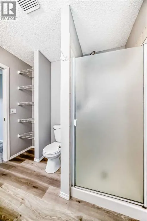 215 Harvest Gold Place NE
