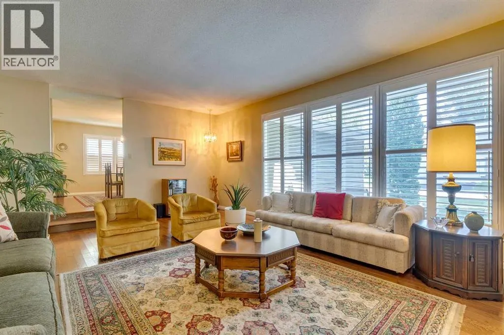 32 Vartown Place NW