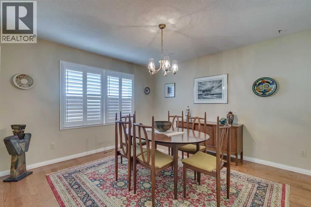 32 Vartown Place NW