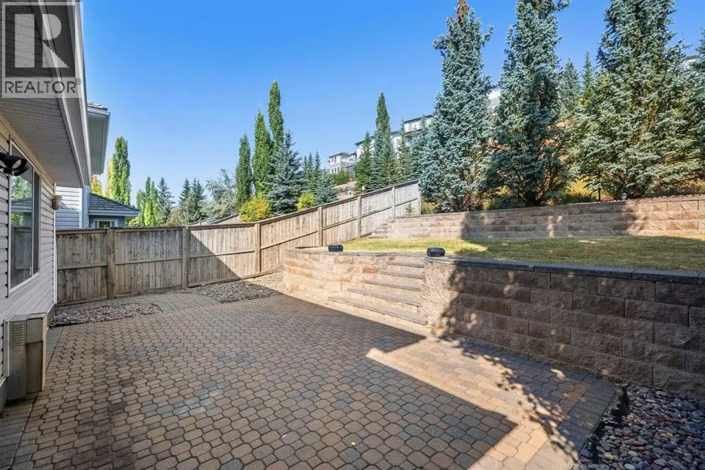7826 Springbank Way SW