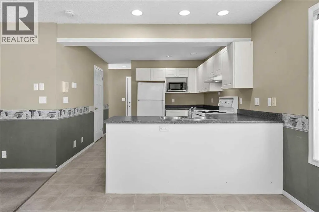 9718 Harvest Hills Link NE