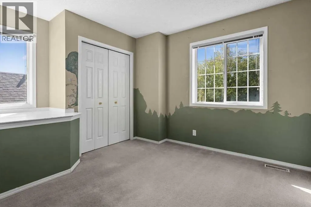 9718 Harvest Hills Link NE