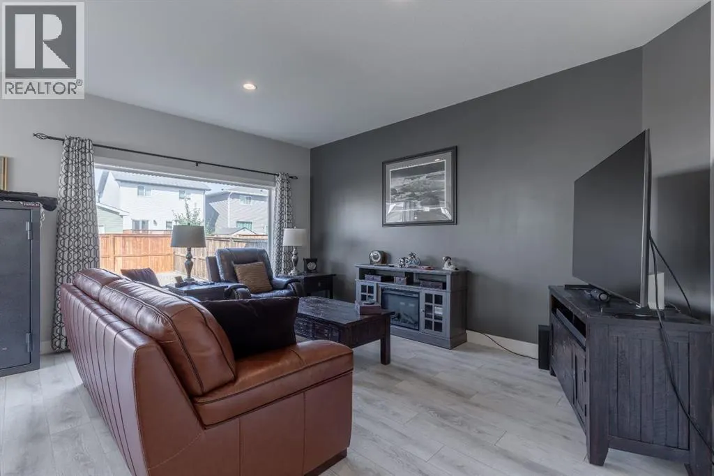 875 Miners Boulevard W