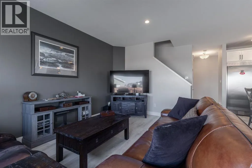 875 Miners Boulevard W